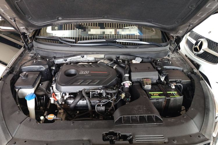 Used Hyundai Sonata 2018 2.0T TOP Flagship Version China V Standard Engine Bay