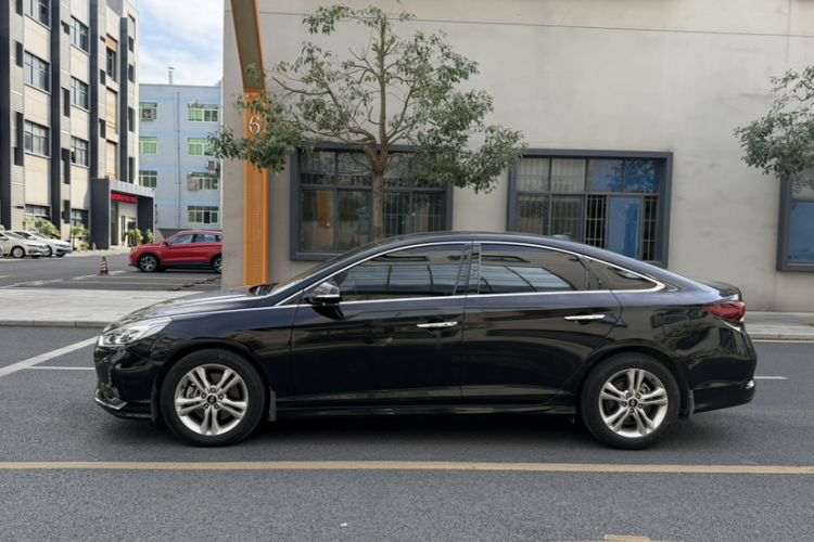 Used Hyundai Sonata 2018 2.0T GLS Smart Version China V Standard Exterior 12