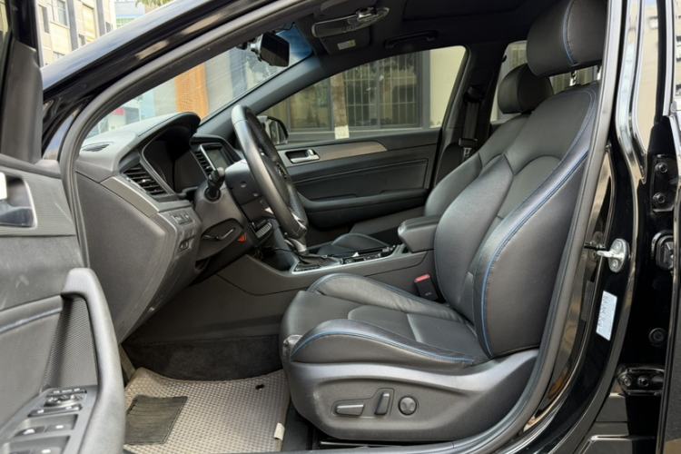 Used Hyundai Sonata 2018 2.0T GLS Smart Version China V Standard Interior 5