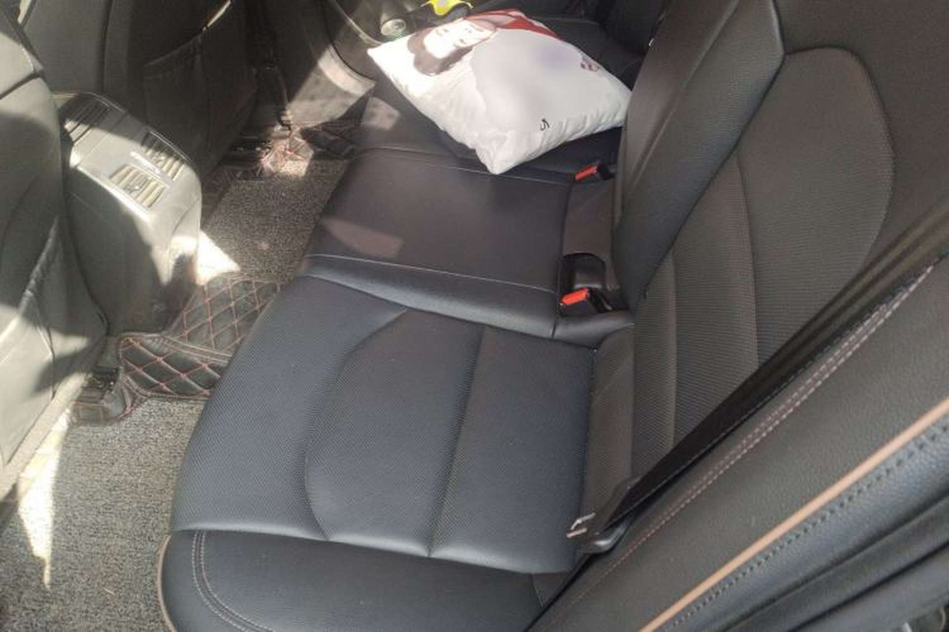 Used Hyundai Sonata 2018 1.6T GLS Smart Model China V Standard Left Rear Seat