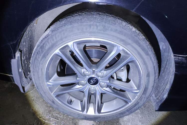 Used Hyundai Sonata 2018 2.0T GLS Smart Version China V Standard Right Front Wheel Hub