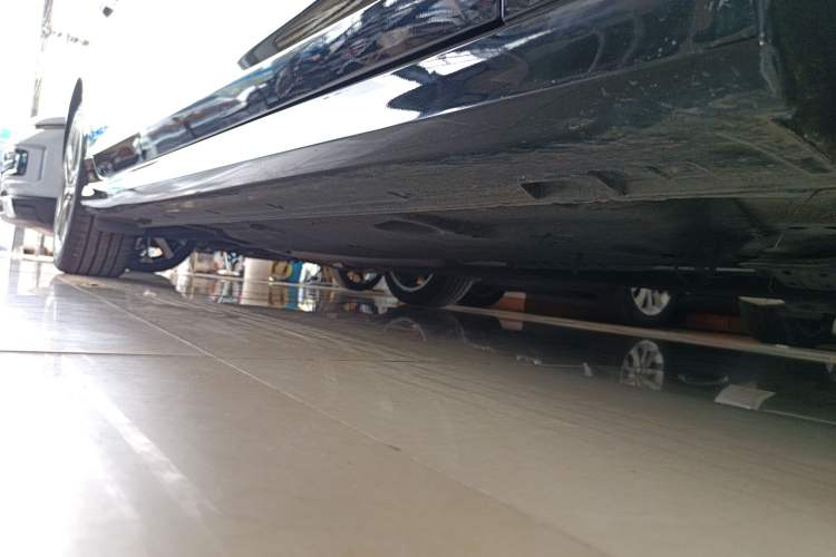 Used Hyundai Sonata 2018 2.0T TOP Flagship Version China V Standard Right Side Sill
