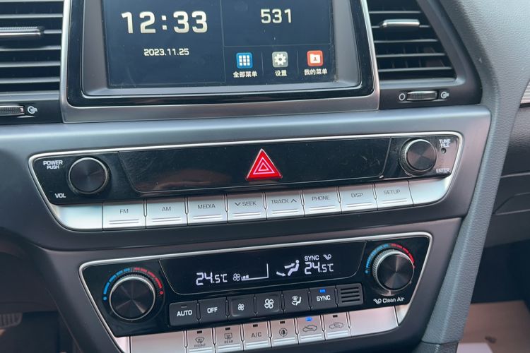 Used Hyundai Sonata 2018 1.6T GLS Smart Model China V Standard Audio And AC Panel