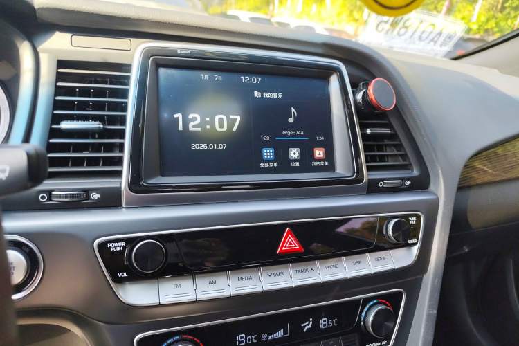 Used Hyundai Sonata 2018 1.6T GLS Smart Model China V Standard Audio And AC Panel