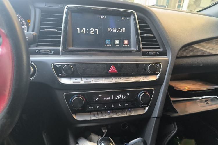 Used Hyundai Sonata 2018 1.6T GLS Smart Model China V Standard Audio And AC Panel