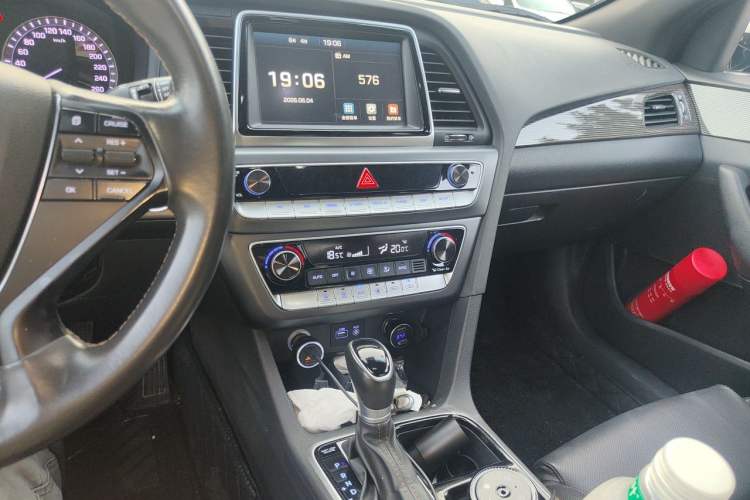 Used Hyundai Sonata 2018 1.6T GLS Smart Model China V Standard Audio And AC Panel