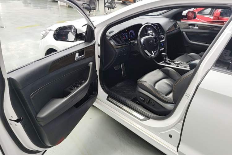 Used Hyundai Sonata 2018 1.6T GLS Smart Model China V Standard Driver Seat