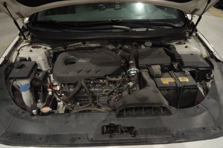 Used Hyundai Sonata 2018 2.0T GLS Smart Version China V Standard Engine Bay