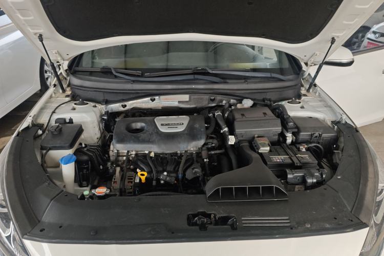 Used Hyundai Sonata 2018 1.6T GLS Smart Model China V Standard Engine Bay