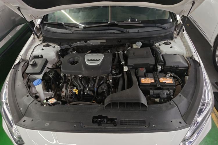 Used Hyundai Sonata 2018 1.6T GLS Smart Model China V Standard Engine Bay