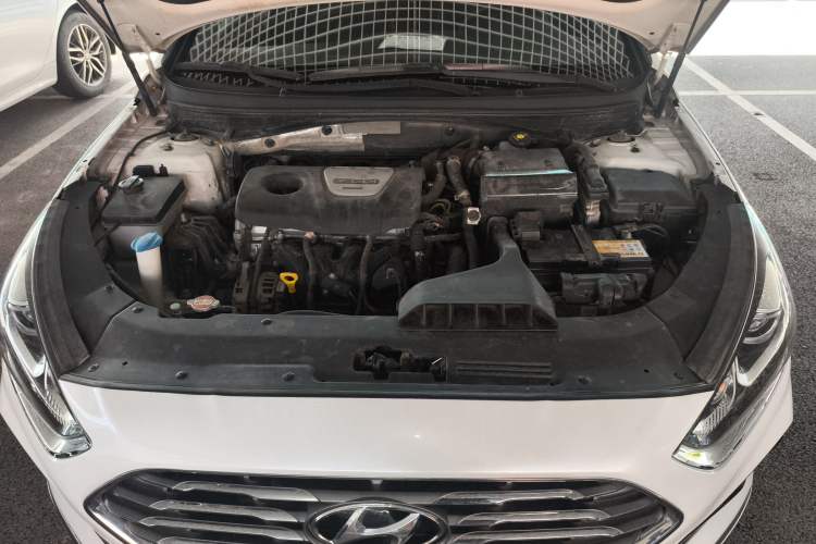 Used Hyundai Sonata 2018 1.6T GLS Smart Model China V Standard Engine Bay