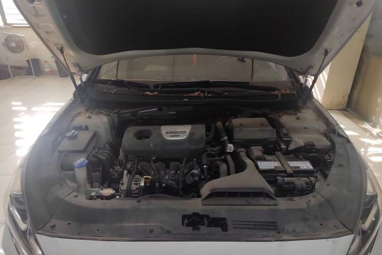 Used Hyundai Sonata 2018 1.6T GLS Smart Model China V Standard Engine Bay
