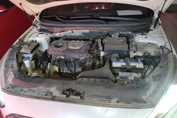 Used Hyundai Sonata 2018 1.6T GLS Smart Model China V Standard Engine Bay