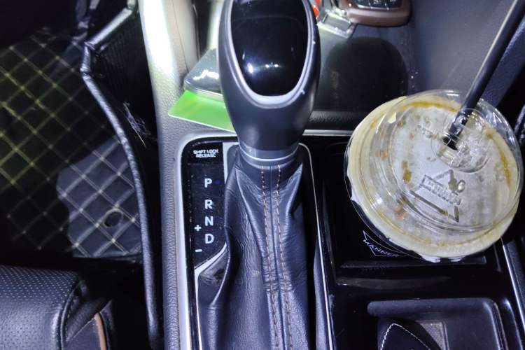 Used Hyundai Sonata 2018 1.6T GS Fashion Edition China V Standard Gear Lever