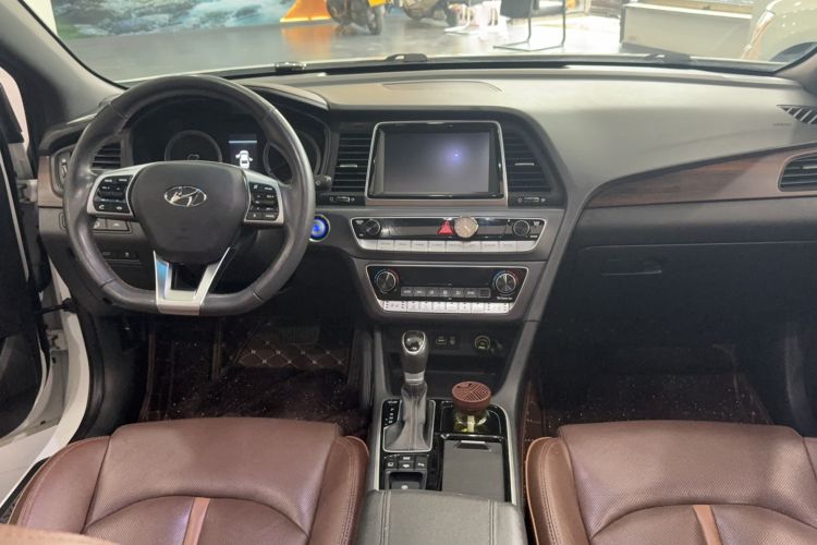 Used Hyundai Sonata 2018 2.0T TOP Flagship Version China V Standard Interior 1