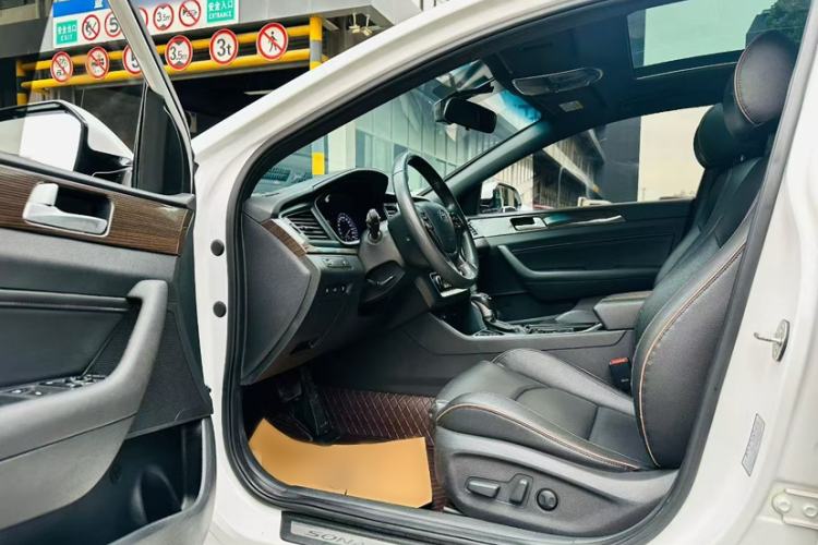 Used Hyundai Sonata 2018 1.6T GLS Smart Model China V Standard Interior 3