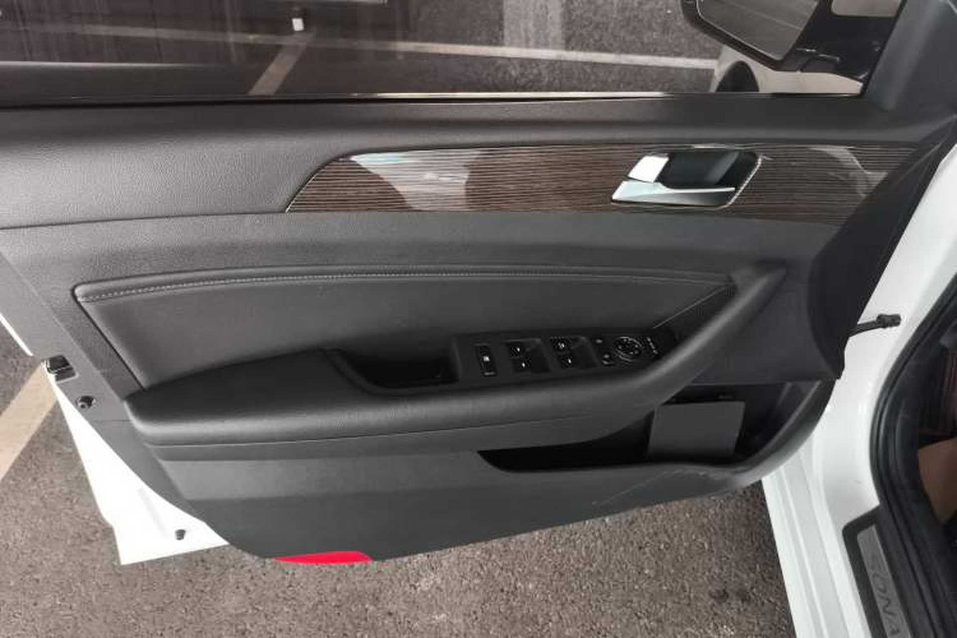 Used Hyundai Sonata 2018 1.6T GLS Smart Model China V Standard Left Front Door Interior