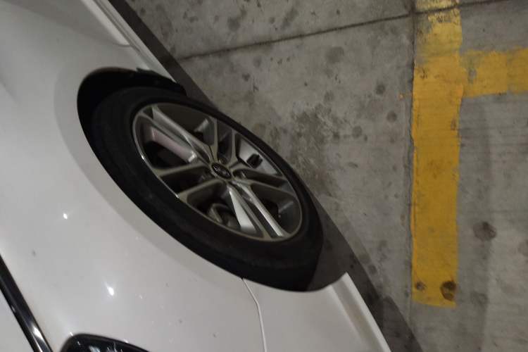 Used Hyundai Sonata 2018 2.0T GLS Smart Version China V Standard Left Front Wheel Hub
