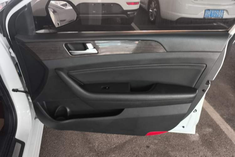 Used Hyundai Sonata 2018 1.6T GLS Smart Model China V Standard Right Front Door Interior