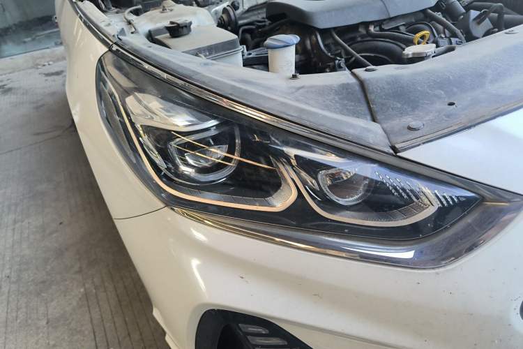 Used Hyundai Sonata 2018 1.6T GLS Smart Model China V Standard Right Front Headlight