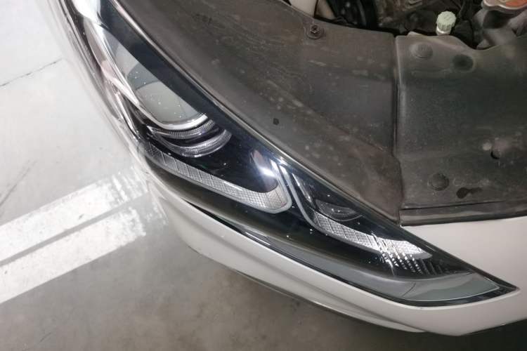 Used Hyundai Sonata 2018 1.6T GLS Smart Model China V Standard Right Front Headlight