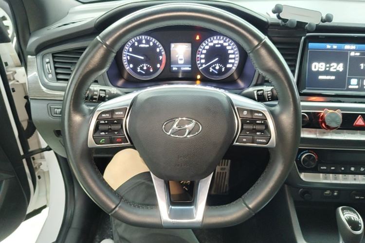 Used Hyundai Sonata 2018 1.6T GLS Smart Model China V Standard Steering Wheel