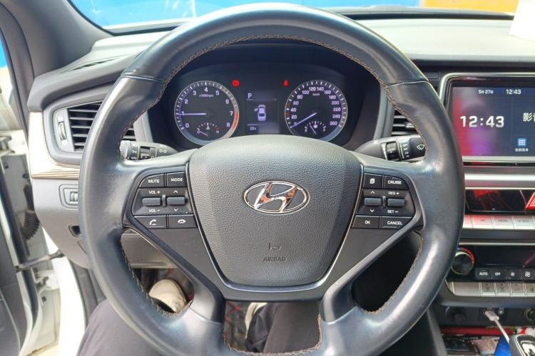 Used Hyundai Sonata 2018 1.6T GLS Smart Model China V Standard Steering Wheel