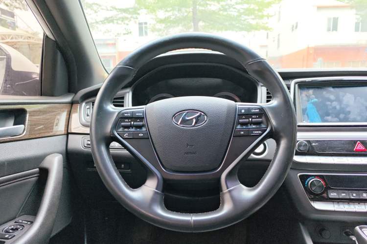 Used Hyundai Sonata 2018 1.6T GLS Smart Model China V Standard Steering Wheel