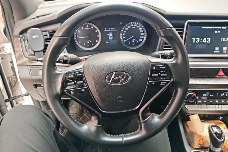 Used Hyundai Sonata 2018 1.6T GLS Smart Model China V Standard Steering Wheel