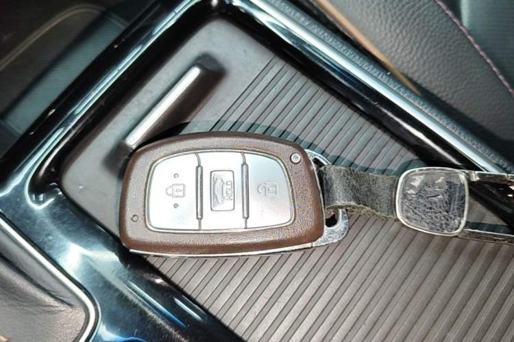 Used Hyundai Sonata 2018 1.6T GLS Smart Model China V Standard Vehicle Key