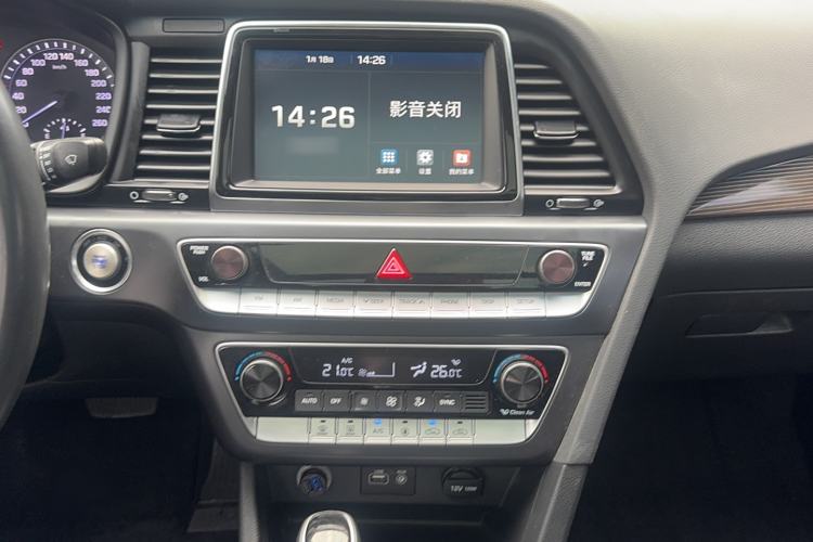 Used Hyundai Sonata 2018 1.6T GLS Smart Model China V Standard Audio And AC Panel