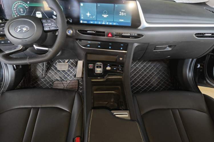 Used Hyundai Sonata 2020 270TGDi DCT GLS Elite Edition Audio And AC Panel