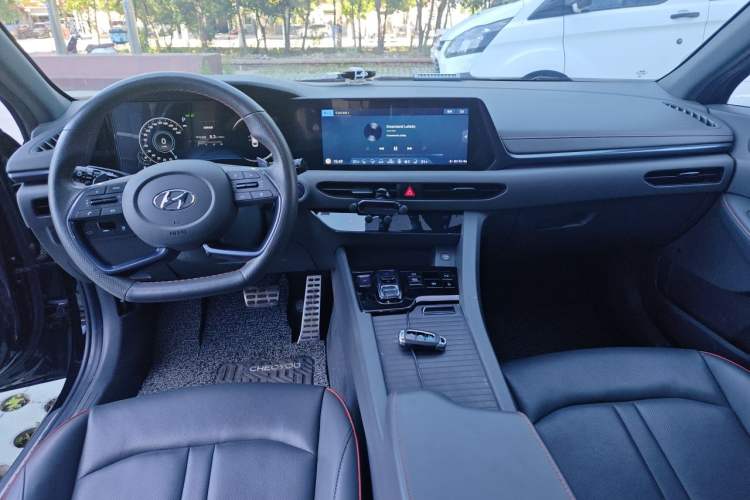 Used Hyundai Sonata 2020 380TGDi Automatic TOP Flagship Edition Center Console