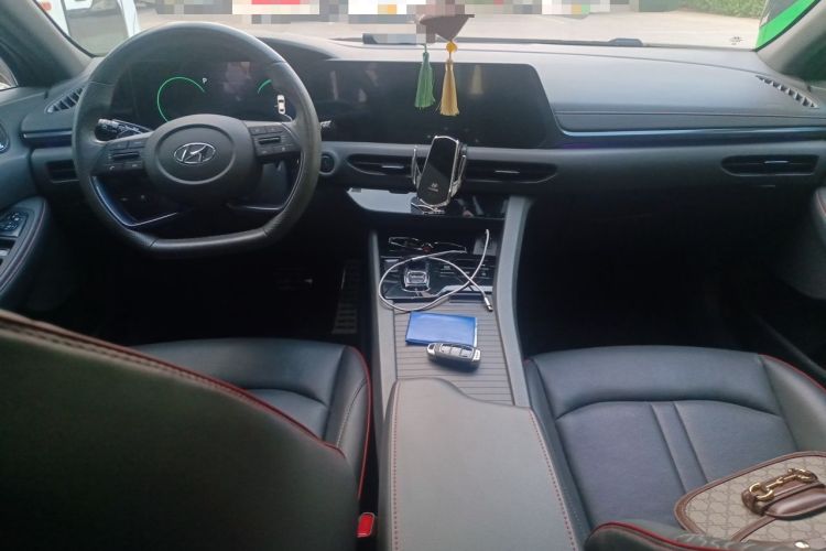 Used Hyundai Sonata 2020 380TGDi Automatic TOP Flagship Edition Center Console