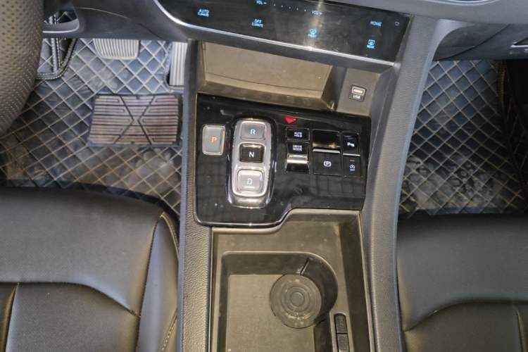 Used Hyundai Sonata 2020 270TGDi DCT GLS Elite Edition Gear Lever
