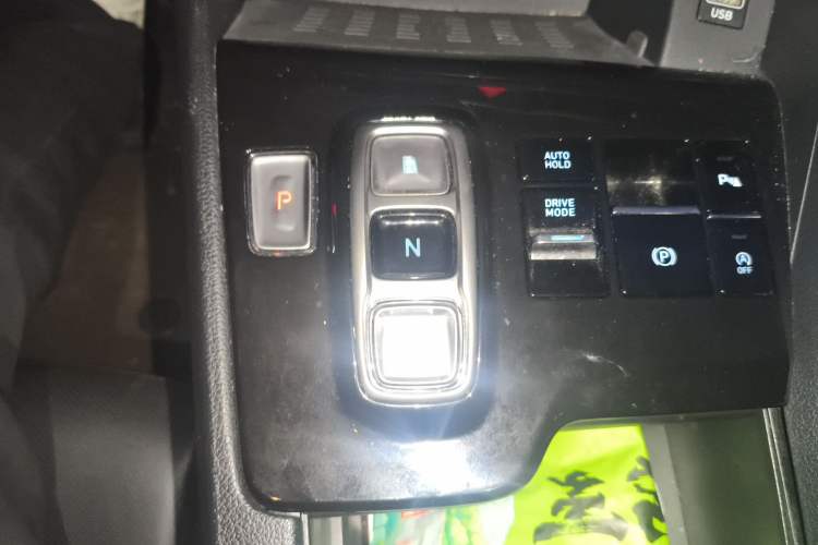Used Hyundai Sonata 2020 270TGDi DCT GLS Elite Edition Gear Lever