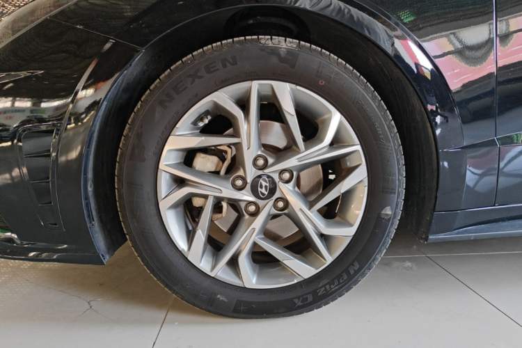 Used Hyundai Sonata 2020 270TGDi DCT GLS Elite Edition Left Front Wheel Hub