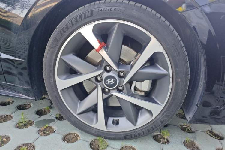 Used Hyundai Sonata 2020 380TGDi Automatic TOP Flagship Edition Right Front Wheel Hub