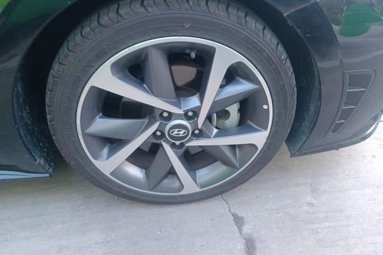 Used Hyundai Sonata 2020 380TGDi Automatic TOP Flagship Edition Right Front Wheel Hub