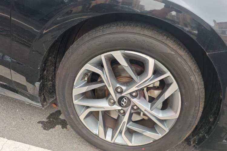 Used Hyundai Sonata 2020 270TGDi DCT GLS Elite Edition Right Front Wheel Hub