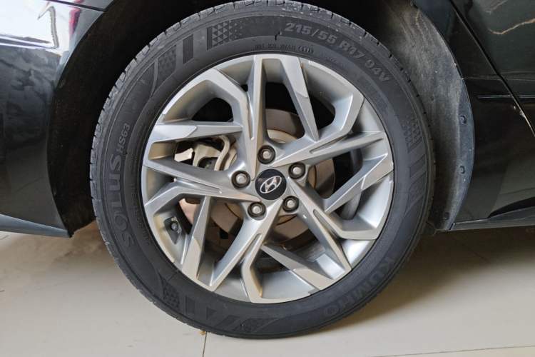 Used Hyundai Sonata 2020 270TGDi DCT GLS Elite Edition Right Rear Wheel Hub