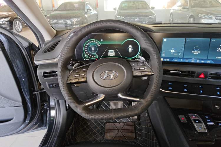Used Hyundai Sonata 2020 270TGDi DCT GLS Elite Edition Steering Wheel