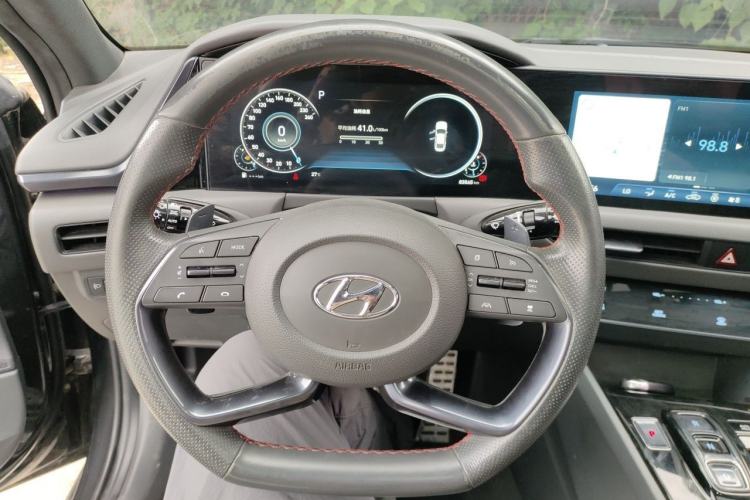 Used Hyundai Sonata 2020 380TGDi Automatic GLS Luxury Edition Steering Wheel