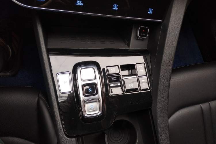 Used Hyundai Sonata 2020 270TGDi DCT GLS Elite Edition Gear Lever