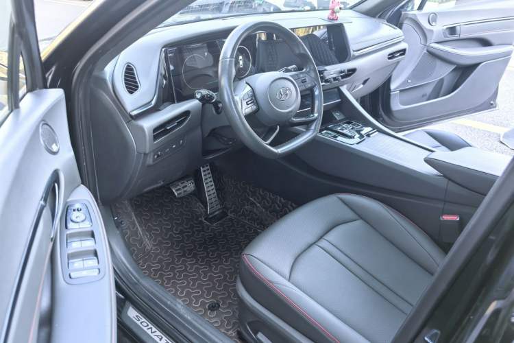 Used Hyundai Sonata 2020 380TGDi Automatic GS Smart Edition Interior 4