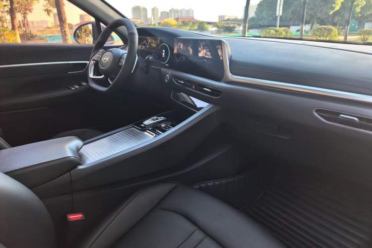 Used Hyundai Sonata 2020 270TGDi DCT GLS Elite Edition Interior 9