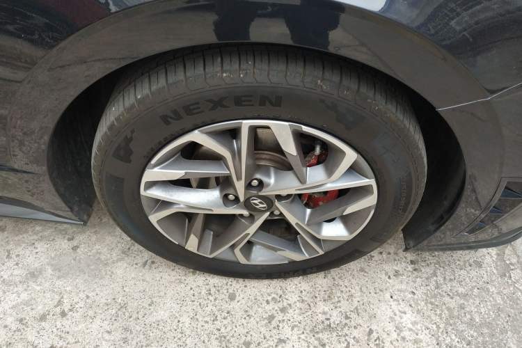 Used Hyundai Sonata 2020 270TGDi DCT GLS Elite Edition Right Front Wheel Hub