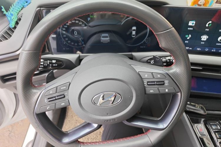 Used Hyundai Sonata 2020 380TGDi Automatic GLS Luxury Edition Steering Wheel