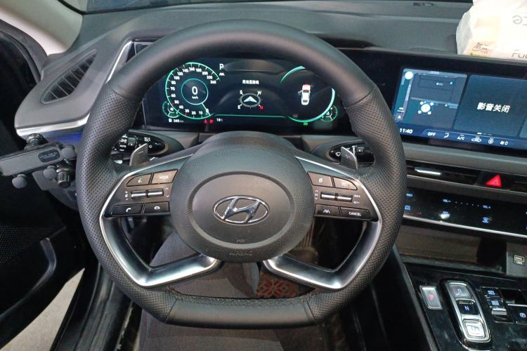 Used Hyundai Sonata 2020 270TGDi DCT GLS Elite Edition Steering Wheel