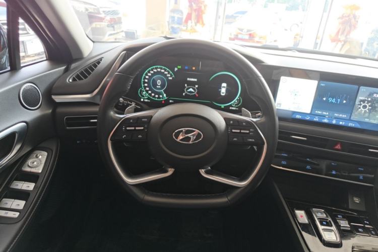 Used Hyundai Sonata 2020 270TGDi DCT GLS Elite Edition Steering Wheel